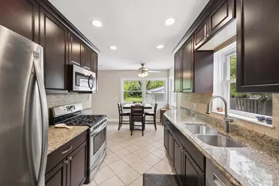 5949 Dunham Road, Downers Grove, IL 60516 - Photo 7