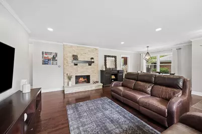 5949 Dunham Road, Downers Grove, IL 60516 - Photo 3