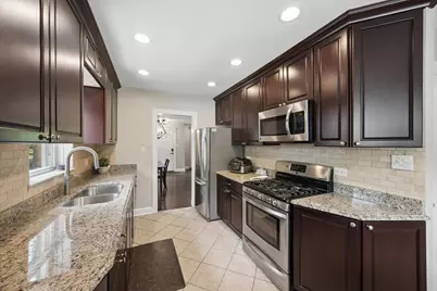 5949 Dunham Road, Downers Grove, IL 60516 - Photo 9