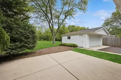 5949 Dunham Road, Downers Grove, IL 60516 - Photo 23