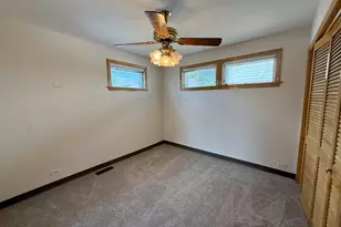 10416 S Sacramento Ave, Chicago, IL 60655 - Photo 15