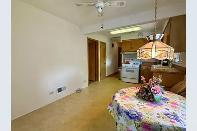 10416 S Sacramento Avenue, Chicago, IL 60655 - Photo 9