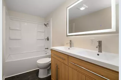 988 Spruce Lane, Saint Anne, IL 60964 - Photo 9
