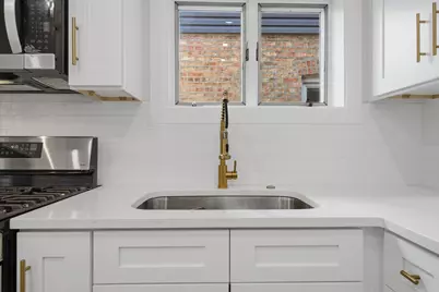 5411 W Byron Street, Chicago, IL 60641 - Photo 17