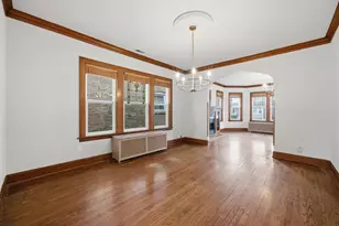 5411 W Byron St, Chicago, IL 60641 - Photo 9