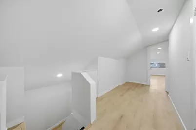 5411 W Byron Street, Chicago, IL 60641 - Photo 23