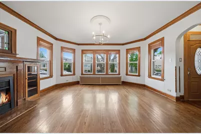 5411 W Byron Street, Chicago, IL 60641 - Photo 3