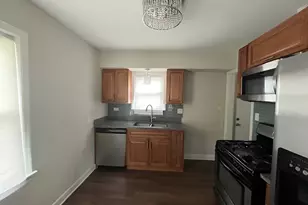 17943 Ridgewood Ave, Lansing, IL 60438 - Photo 7