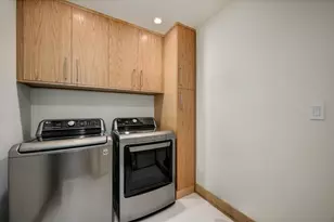 1307 N Sutton Pl, Chicago, IL 60610 - Photo 29