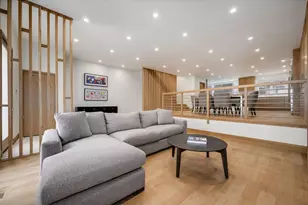 1307 N Sutton Pl, Chicago, IL 60610 - Photo 7
