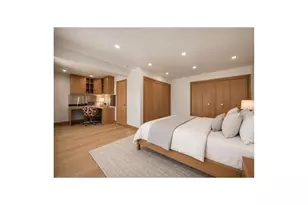 1307 N Sutton Pl, Chicago, IL 60610 - Photo 31