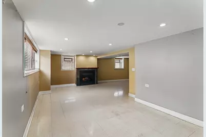 8537 S Karlov Avenue, Chicago, IL 60652 - Photo 15