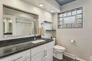 8537 S Karlov Ave, Chicago, IL 60652 - Photo 13