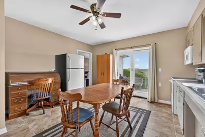 21137 Fenstermaker Road, Sycamore, IL 60178 - Photo 7