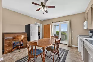 21137 Fenstermaker Rd, Sycamore, IL 60178 - Photo 7
