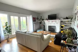 1101 W Pratt Blvd, Chicago, IL 60626 - Photo 3