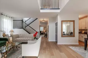 4 Forest Cove Ct, Streamwood, IL 60107 - Photo 7