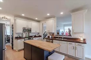 4 Forest Cove Ct, Streamwood, IL 60107 - Photo 17
