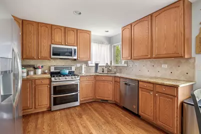 1832 Stirling Lane, Montgomery, IL 60538 - Photo 7