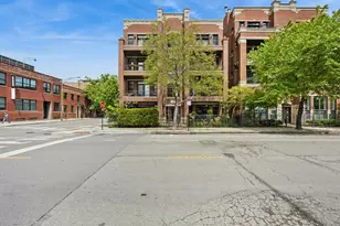 1122 W Hubbard St, Chicago, IL 60642 - Photo 1