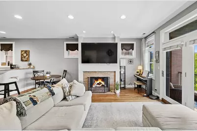 1122 W Hubbard Street #3E, Chicago, IL 60642 - Photo 3