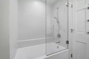 11 Princeton Rd, Hinsdale, IL 60521 - Photo 43