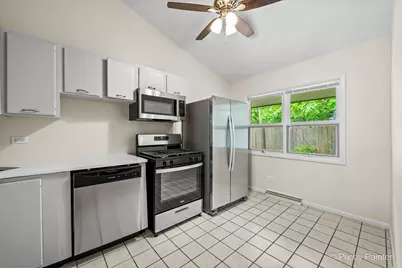 327 E Lake Street #-, Barrington, IL 60010 - Photo 3