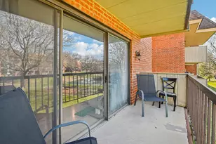 200 E Fountainview Ln, Lombard, IL 60148 - Photo 27