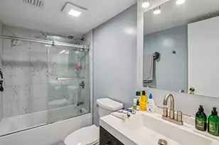 200 E Fountainview Ln, Lombard, IL 60148 - Photo 23