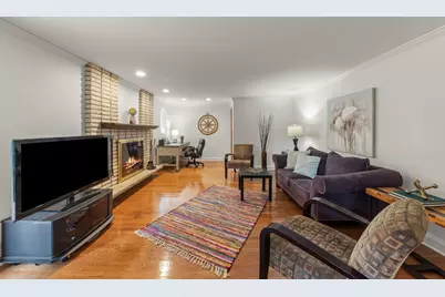 188 S Ellyn Avenue, Glen Ellyn, IL 60137 - Photo 13