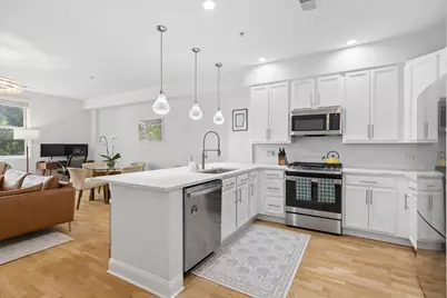 935 Burlington Avenue #110, Downers Grove, IL 60515 - Photo 5