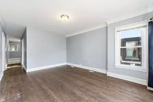 8111 S Manistee Ave, Chicago, IL 60617 - Photo 5