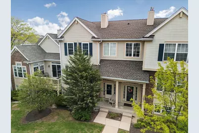 2631 N Greenwood Avenue, Arlington Heights, IL 60004 - Photo 1
