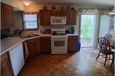 79 Brookstone Drive, Streamwood, IL 60107 - Photo 11