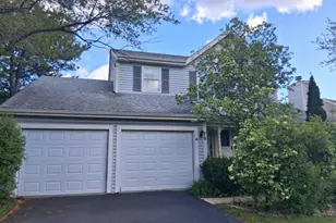 79 Brookstone Dr, Streamwood, IL 60107 - Photo 1