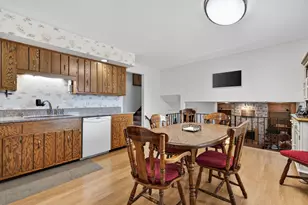106 N Brookshore Dr, Shorewood, IL 60404 - Photo 7
