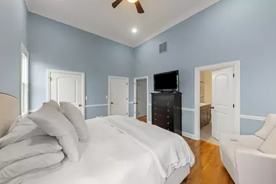 1130 W Diversey Parkway #4W, Chicago, IL 60614 - Photo 11