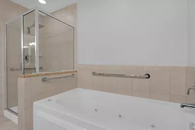 647 Metropolitan Way #508, Des Plaines, IL 60016 - Photo 7