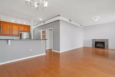 647 Metropolitan Way #508, Des Plaines, IL 60016 - Photo 3