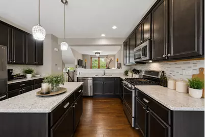 15317 Sheffield Square Parkway, Orland Park, IL 60462 - Photo 3