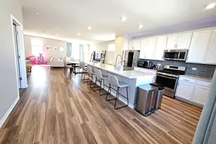 2707 Lily Ln, Rolling Meadows, IL 60008 - Photo 9