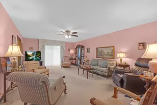 6313 Tamiami Dr, Downers Grove, IL 60516 - Photo 3