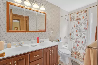 6313 Tamiami Drive, Downers Grove, IL 60516 - Photo 15