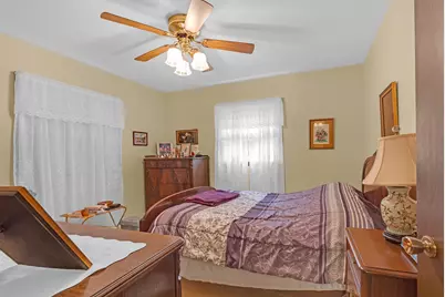 6313 Tamiami Drive, Downers Grove, IL 60516 - Photo 13
