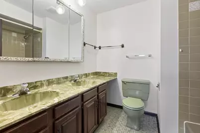 321 Ashwood Drive, Schaumburg, IL 60193 - Photo 19