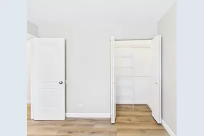 4360 Mumford Drive, Hoffman Estates, IL 60192 - Photo 27