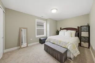 10617 S Whipple St, Chicago, IL 60655 - Photo 9