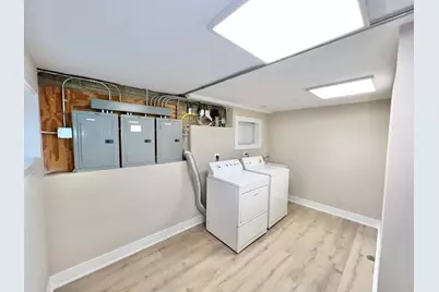 5547 N Central Avenue #1, Chicago, IL 60630 - Photo 21