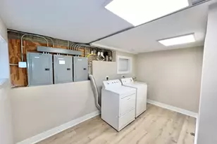 5547 N Central Ave, Chicago, IL 60630 - Photo 21
