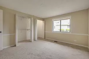 219 Kendrick Ct, Schaumburg, IL 60194 - Photo 15